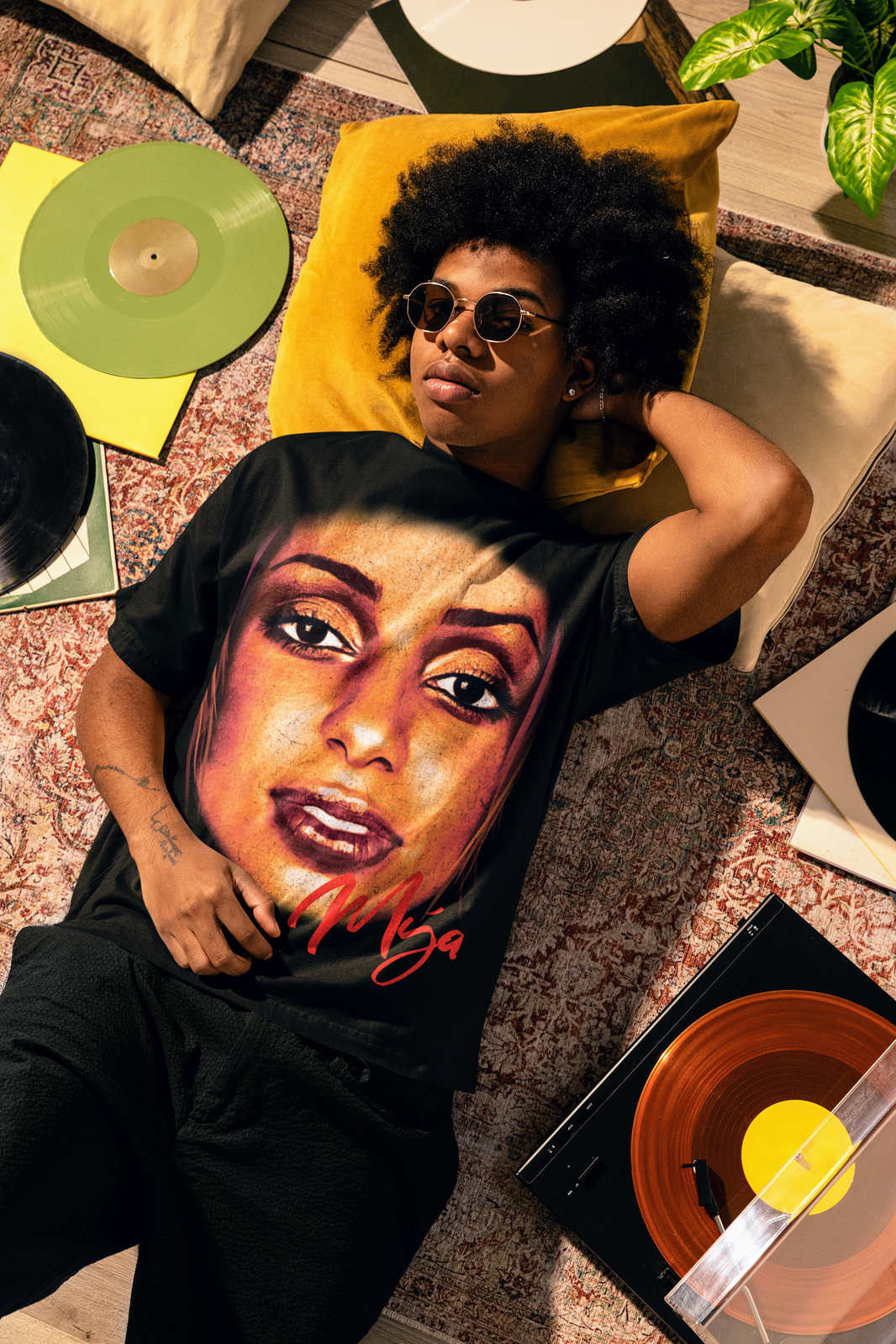 Mya T-shirt